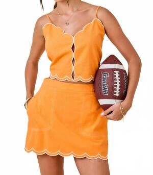 NEW DAY + MOON scalloped edge set in orange